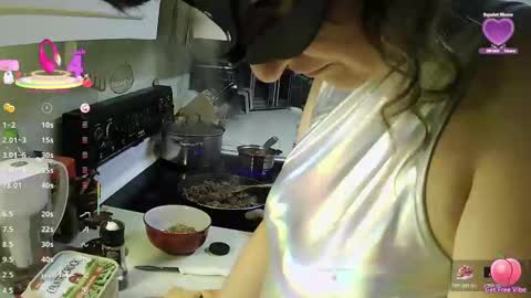 Snapshot of marynka21 chatting on October 29, 8:43 pm marynka21 online show from October 29, 8:43 pm