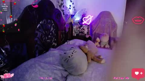 Mary online show from November 9, 11:19 am