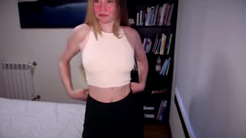 Snapshot of marytiny chatting on April 11, 6:45 pm Mary online show from April 11, 6:45 pm