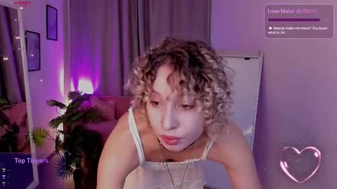 Mary online show from December 1, 5:45 am