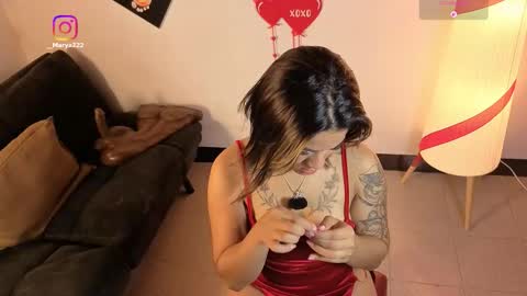 maryybellax online show from March 3, 12:39 am