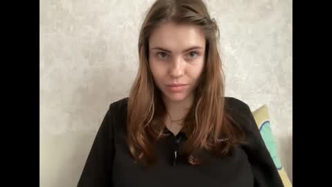 MaryYourr online show from December 4, 12:03 pm