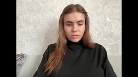 MaryYourr online show from March 3, 9:48 am