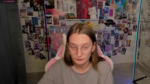 maryyy_may online show from September 16, 5:03 pm