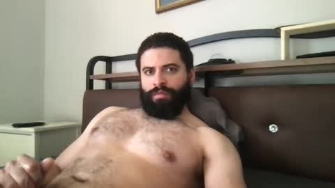 mascbeef95 online show from January 7, 5:15 pm