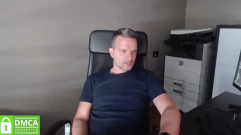 Snapshot of maschiodavide89 chatting on July 17, 9:27 am David online show from July 17, 9:27 am