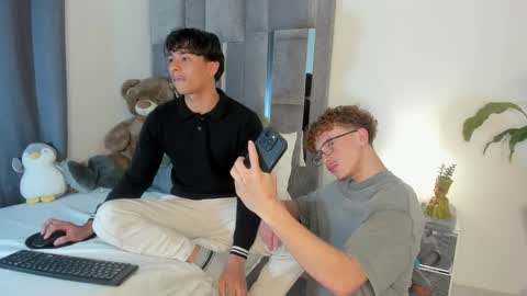 mash_angelo online show from November 8, 1:50 am