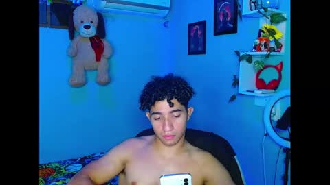 Snapshot of mask_david chatting on October 17, 2:59 am mask_david online show from October 17, 2:59 am