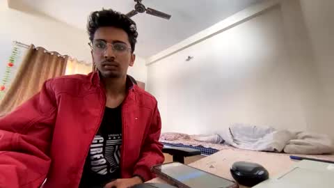 Mask Boy online show from December 16, 5:17 am