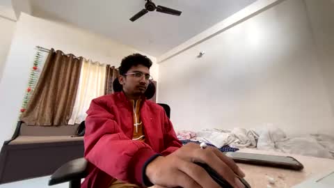 Mask Boy online show from December 17, 7:18 am