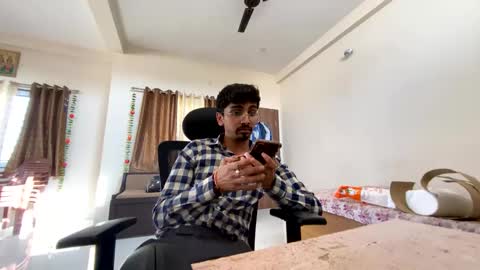 Mask Boy online show from February 19, 10:56 am