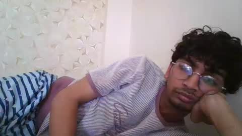 Mask Boy online show from October 20, 4:46 am