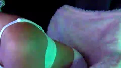 maskddcouple online show from June 24, 2:21 am