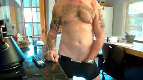 Masked Masturbation Couple online show from September 24, 2:42 pm