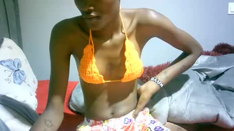 Snapshot of maskgang001 chatting on December 19, 3:13 am maskgang001 online show from December 19, 3:13 am