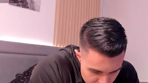 Mason Bennet online show from June 10, 9:14 pm