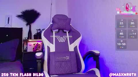 Mason Rothwell   online show from September 28, 3:12 am