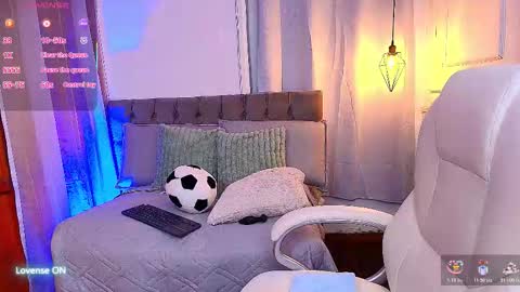 Snapshot of masonheat chatting on December 4, 2:10 am masonheat online show from December 4, 2:10 am