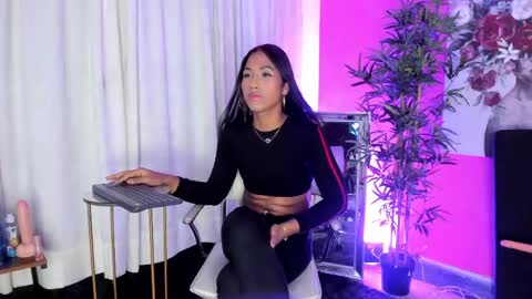 massielhot online show from May 21, 7:54 pm