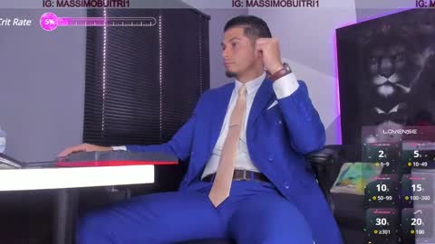I am Massimo online show from December 3, 1:54 pm