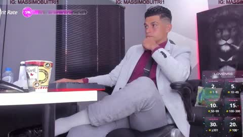 I am Massimo online show from December 5, 3:50 pm