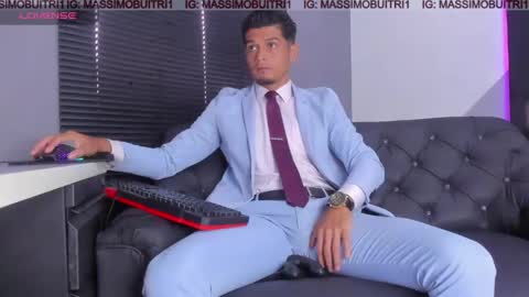 Snapshot of massimo_g chatting on June 4, 12:44 pm I am Massimo online show from June 4, 12:44 pm