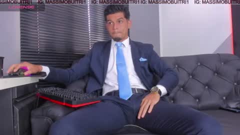 Snapshot of massimo_g chatting on June 16, 12:19 pm I am Massimo online show from June 16, 12:19 pm