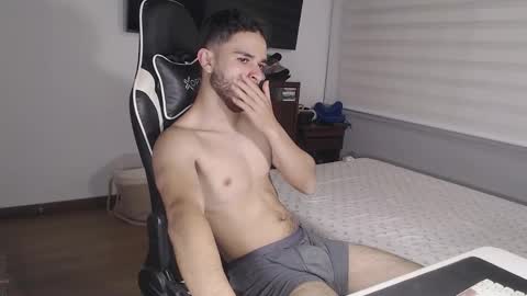 massimo online show from February 4, 2:28 am