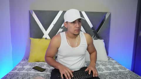 massimo_vidal online show from October 7, 1:08 pm