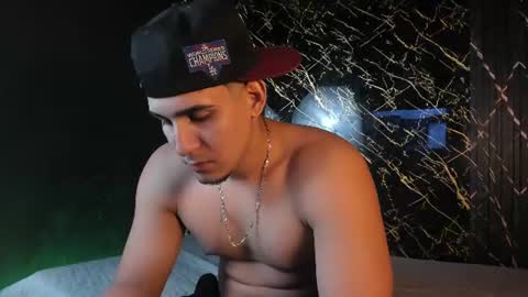 massimo_vidal online show from June 29, 11:27 pm