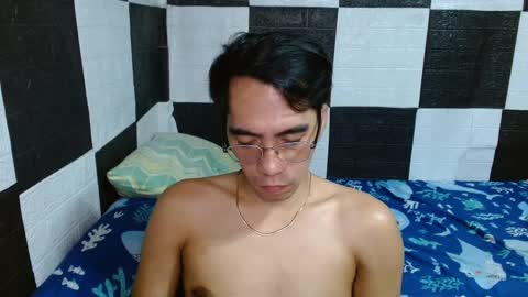 massive_boner02 online show from January 15, 4:00 pm