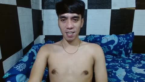 massive_boner02 online show from January 14, 7:25 am