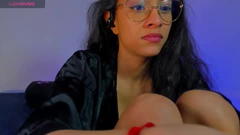 Snapshot of master_and_kami chatting on March 12, 12:17 am Kamila online show from March 12, 12:17 am