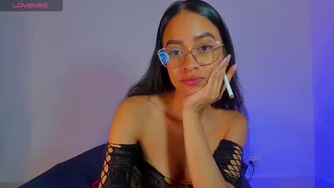 Snapshot of master_and_kami chatting on March 14, 1:55 am Kamila online show from March 14, 1:55 am