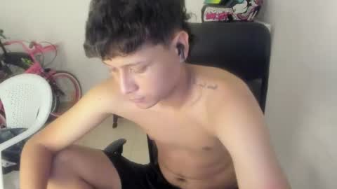 master_billy1 online show from June 18, 9:14 am