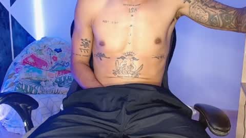 master_black777 online show from October 14, 12:17 pm