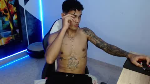 master_black777 online show from February 14, 8:27 pm