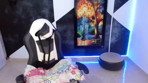 Snapshot of master_black777 chatting on February 26, 6:29 pm master_black777 online show from February 26, 6:29 pm