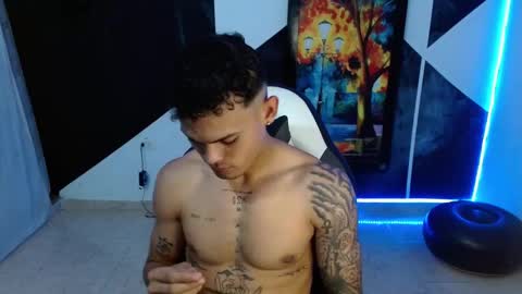 Snapshot of master_black777 chatting on March 16, 6:23 pm master_black777 online show from March 16, 6:23 pm