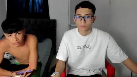 master_boy28 online show from February 14, 8:05 pm