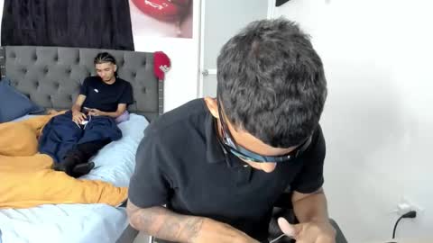 master_boy28 online show from April 30, 5:58 am