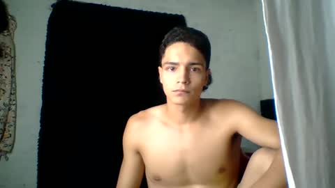 Snapshot of master_dominant_777 chatting on February 28, 2:09 am master_dominant_777 online show from February 28, 2:09 am