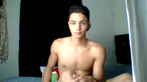 Snapshot of master_dominant_777 chatting on February 28, 12:20 pm master_dominant_777 online show from February 28, 12:20 pm