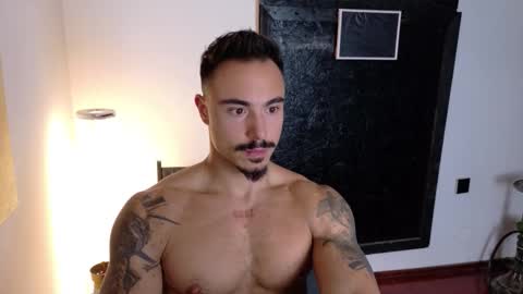 master_lukass online show from November 25, 3:23 pm