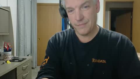 Master Thorn online show from December 1, 3:11 am