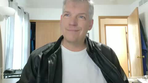 Master Thorn online show from April 8, 1:00 pm