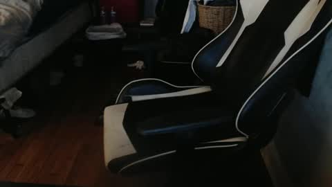 MasterbateMike online show from November 9, 9:18 am