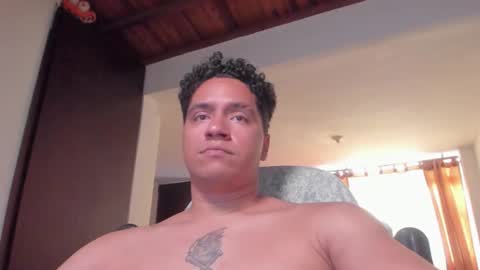 Juan Independent Model online show from October 6, 9:12 pm