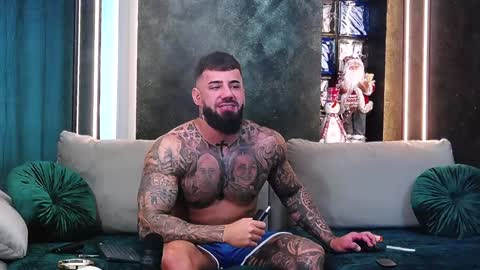 masterkingofmuscle online show from December 2, 9:45 am