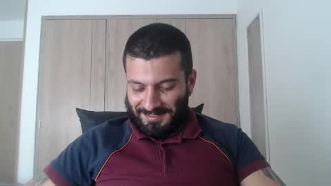 Snapshot of masterofinfatuation chatting on December 13, 6:27 pm online show from December 13, 6:27 pm